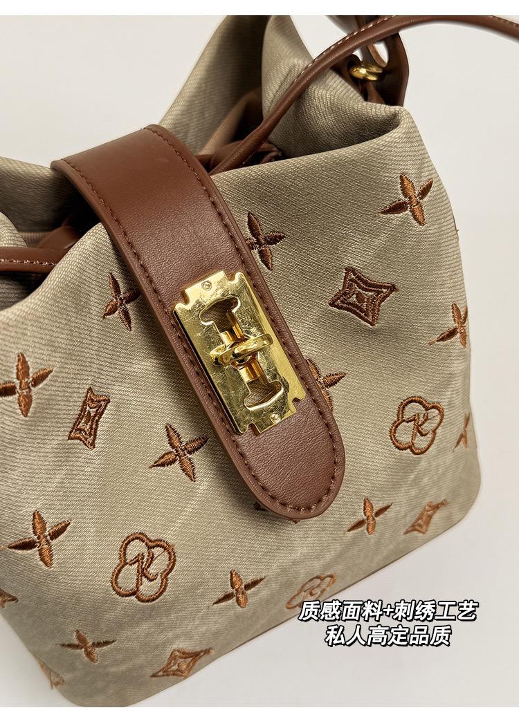 Monogram Muse
